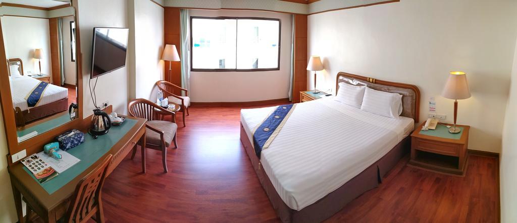 Grand Park Hotel Nakhon Si Thammarat Zewnętrze zdjęcie