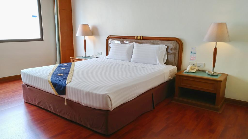 Grand Park Hotel Nakhon Si Thammarat Zewnętrze zdjęcie