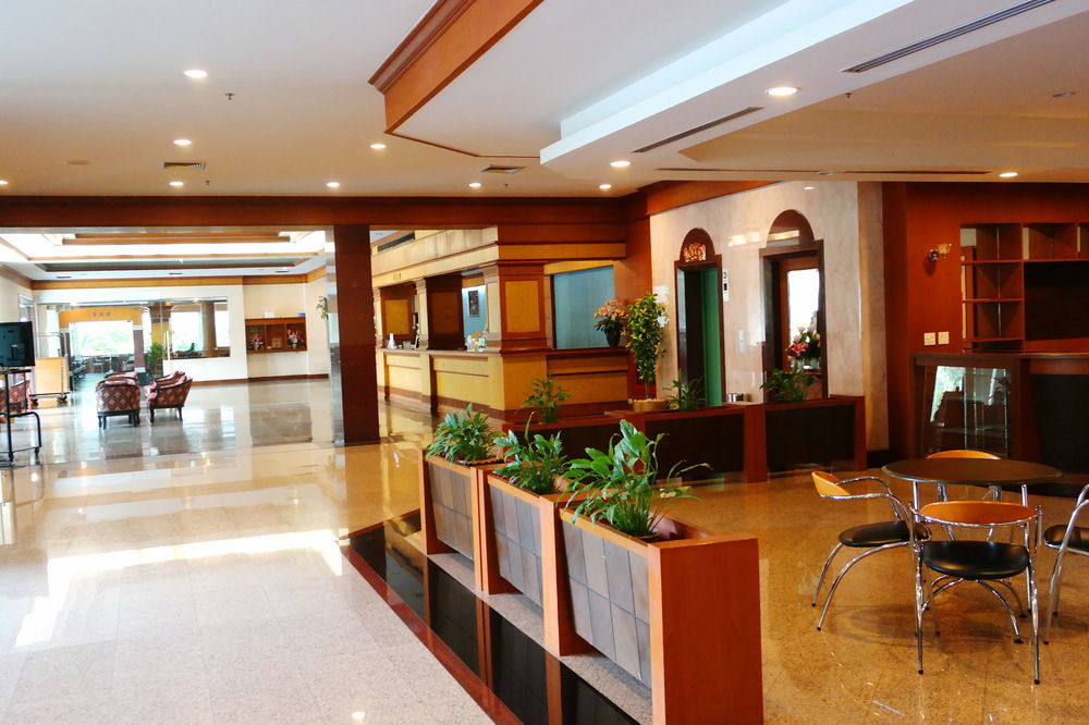 Grand Park Hotel Nakhon Si Thammarat Zewnętrze zdjęcie
