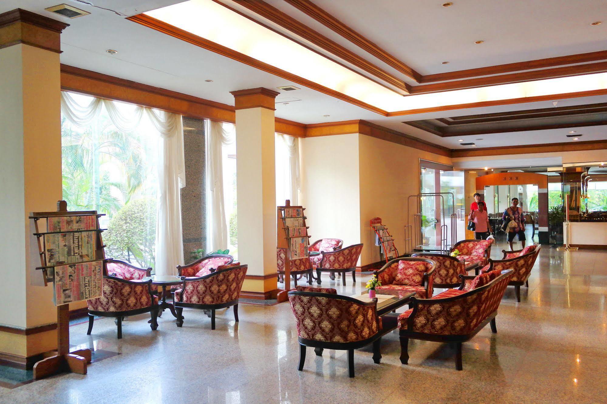 Grand Park Hotel Nakhon Si Thammarat Zewnętrze zdjęcie