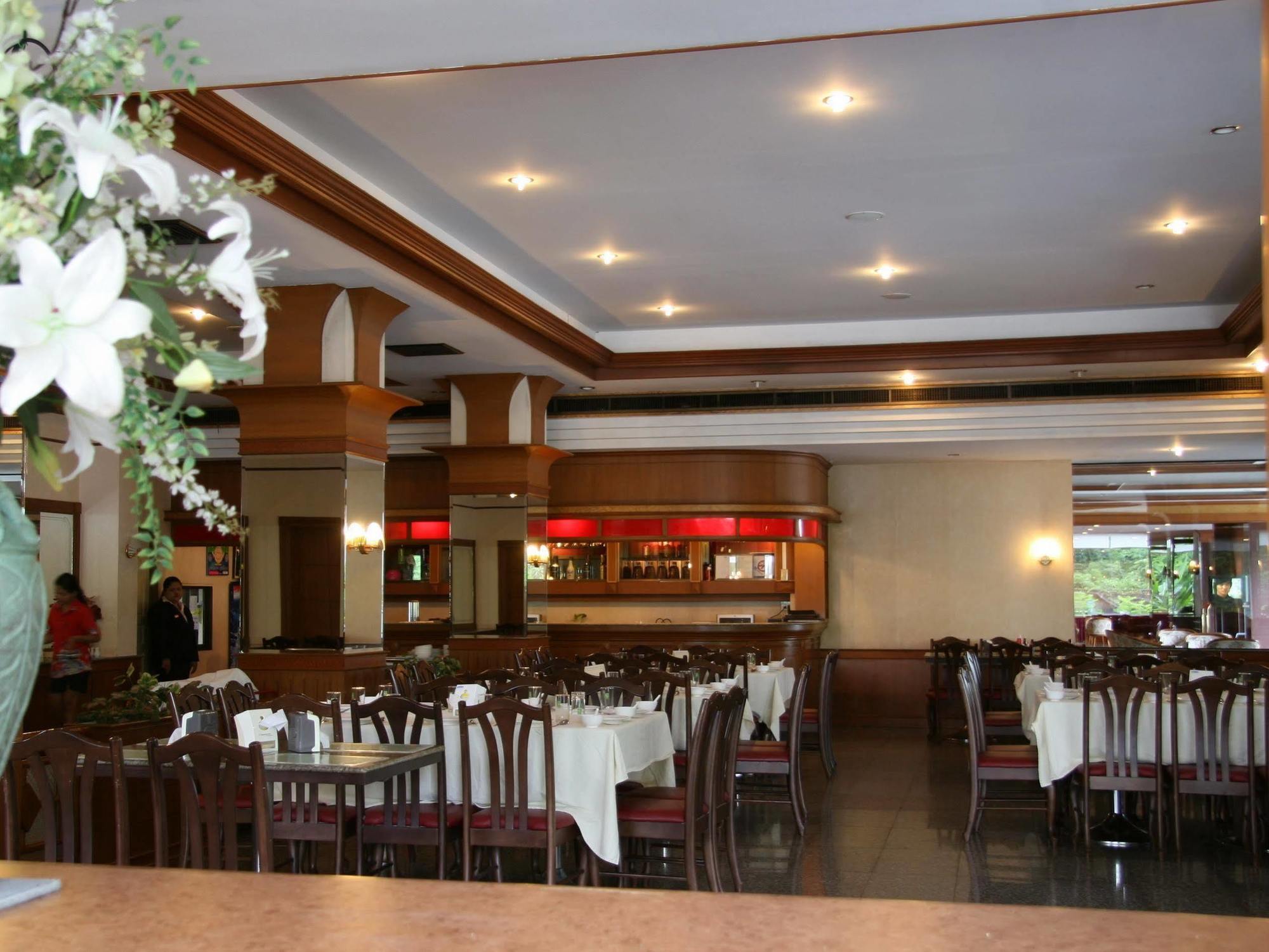 Grand Park Hotel Nakhon Si Thammarat Zewnętrze zdjęcie