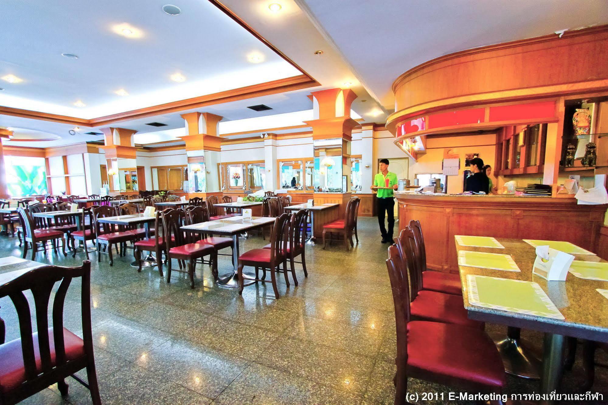 Grand Park Hotel Nakhon Si Thammarat Zewnętrze zdjęcie