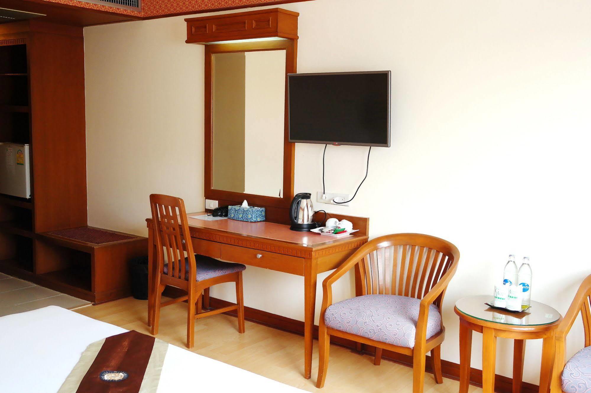 Grand Park Hotel Nakhon Si Thammarat Zewnętrze zdjęcie