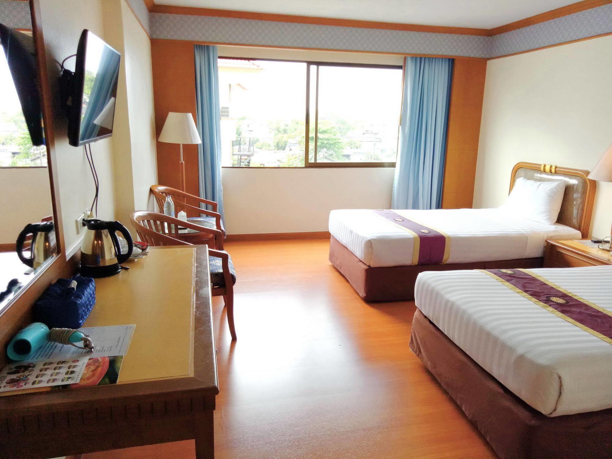 Grand Park Hotel Nakhon Si Thammarat Zewnętrze zdjęcie